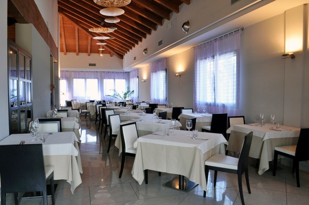 Hotel As Sempione Fiera 4*